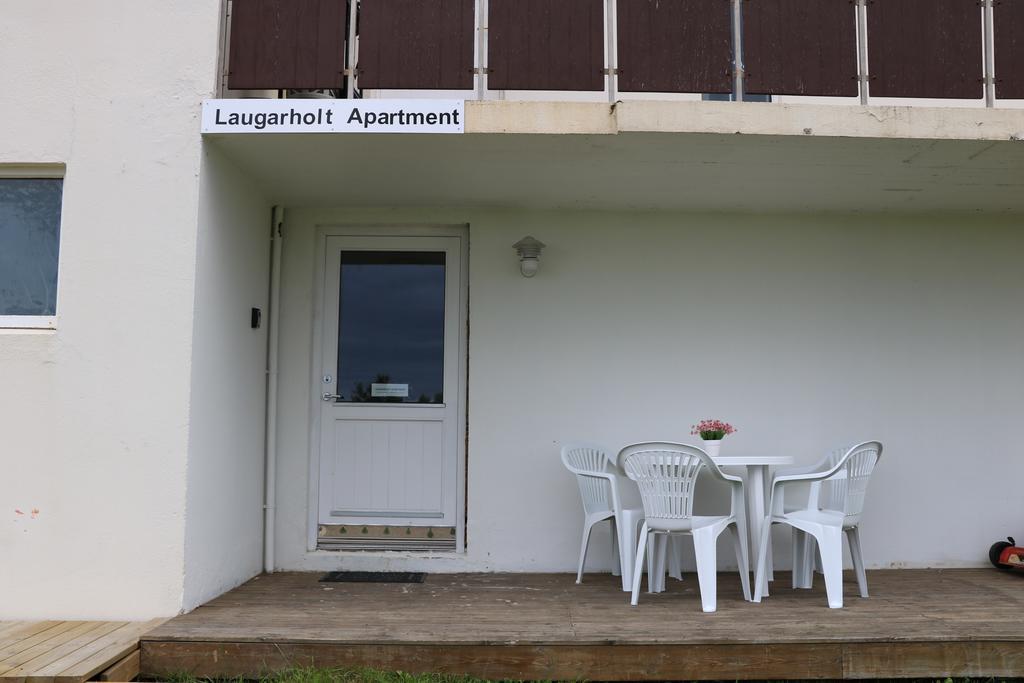 Laugarholt Apartment Husavik Bagian luar foto